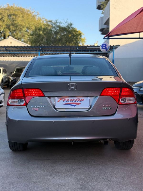Honda CIVIC SEDAN LXL 2011 FERREIRA VEÍCULOS VENÂNCIO AIRES / Carros no Vale