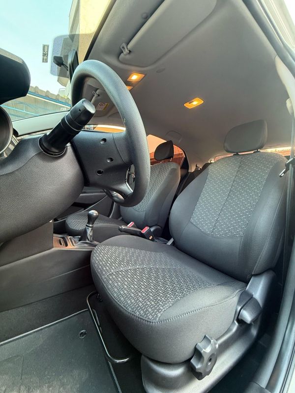 Hyundai HB20 COMFORT 1.0 2017 FERREIRA VEÍCULOS VENÂNCIO AIRES / Carros no Vale