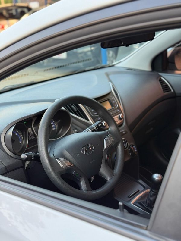 Hyundai HB20 COMFORT 1.0 2017 FERREIRA VEÍCULOS VENÂNCIO AIRES / Carros no Vale