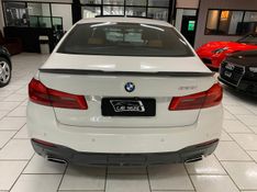 BMW 530I 2.0 16V TURBO GASOLINA M SPORT AUTOMÁTICO 2017/2018 FÁBIO BERNARDES PORTO ALEGRE / Carros no Vale