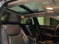 CHRYSLER 300 C 3.6 V6 GASOLINA AUTOMÁTICO 2015/2015 FÁBIO BERNARDES PORTO ALEGRE / Carros no Vale