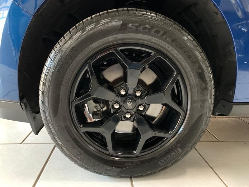 FORD MAVERICK 2.0 ECOBOOST GASOLINA LARIAT FX4 AUTOMÁTICO 2024/2024 FÁBIO BERNARDES PORTO ALEGRE / Carros no Vale