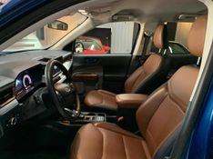 FORD MAVERICK 2.0 ECOBOOST GASOLINA LARIAT FX4 AUTOMÁTICO 2024/2024 FÁBIO BERNARDES PORTO ALEGRE / Carros no Vale