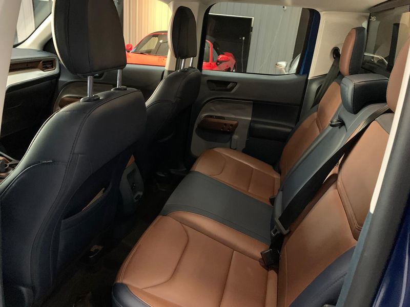 FORD MAVERICK 2.0 ECOBOOST GASOLINA LARIAT FX4 AUTOMÁTICO 2024/2024 FÁBIO BERNARDES PORTO ALEGRE / Carros no Vale