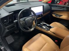 LEXUS NX 350H 2.5 16V VVT-I HYBRID LUXURY CVT AWD 2023/2023 FÁBIO BERNARDES PORTO ALEGRE / Carros no Vale