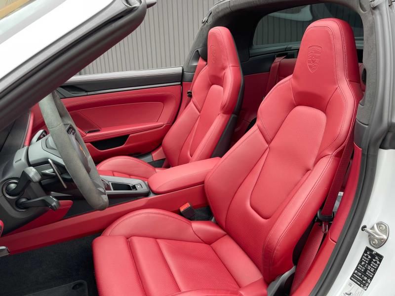 PORSCHE 911 3.0 24V H6 GASOLINA TARGA 4 GTS PDK 2022/2022 FÁBIO BERNARDES PORTO ALEGRE / Carros no Vale