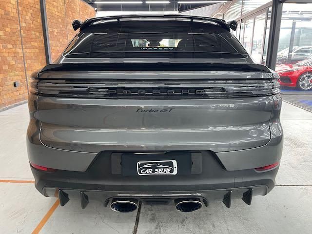 PORSCHE CAYENNE 4.0 V8 GASOLINA TURBO GT COUPÉ AWD TIPTRONIC S 2024/2024 FÁBIO BERNARDES PORTO ALEGRE / Carros no Vale