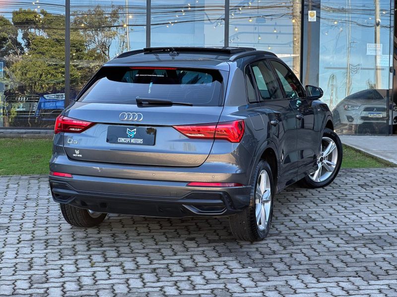 Audi Q3 Black S Line 1.4 TFSI S-tronic 2021/2021 CONCEPT MOTORS PASSO FUNDO / Carros no Vale