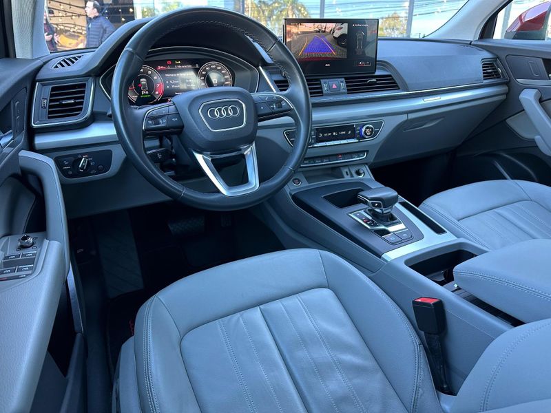 Audi Q5 S-Line 2.0 TFSI Quattro S-tronic 2021/2021 CONCEPT MOTORS PASSO FUNDO / Carros no Vale