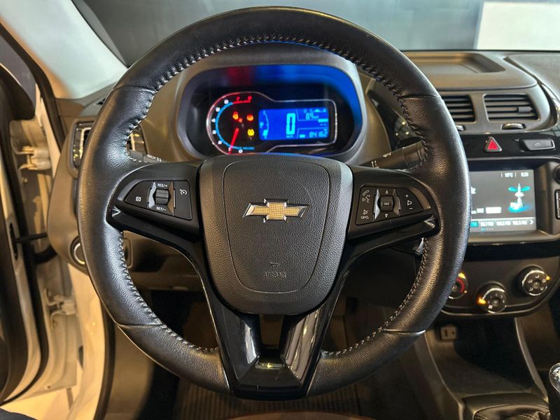 Chevrolet Cobalt LTZ 1.4 8V FlexPower/EconoFlex 4p 2016/2017 CONCEPT MOTORS PASSO FUNDO / Carros no Vale