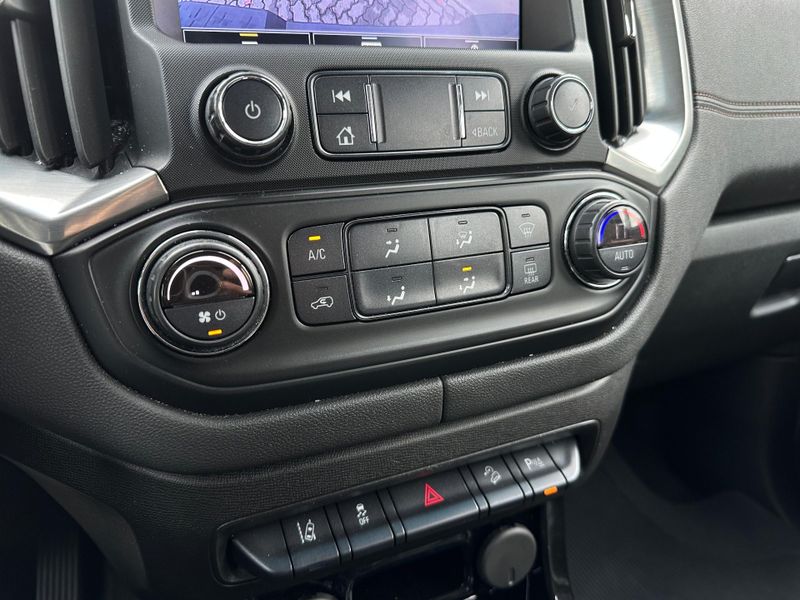 Chevrolet S-10 Pick-up S10 P-Up H.Country 2.8 4×4 CD Dies.Aut. 2021/2022 CONCEPT MOTORS PASSO FUNDO / Carros no Vale