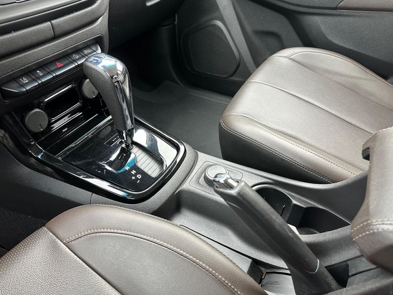 Chevrolet S-10 Pick-up S10 P-Up H.Country 2.8 4×4 CD Dies.Aut. 2021/2022 CONCEPT MOTORS PASSO FUNDO / Carros no Vale