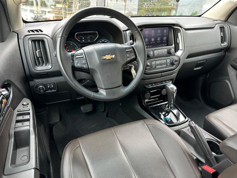 Chevrolet S-10 Pick-up S10 P-Up H.Country 2.8 4×4 CD Dies.Aut. 2021/2022 CONCEPT MOTORS PASSO FUNDO / Carros no Vale