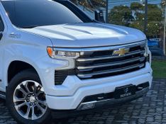 Chevrolet Silverado High Country 5.3 V8 AWD Aut. 2024/2024 CONCEPT MOTORS PASSO FUNDO / Carros no Vale