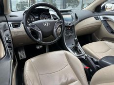 Hyundai Elantra GLS 2.0 16V Flex Aut. 2014/2015 CONCEPT MOTORS PASSO FUNDO / Carros no Vale