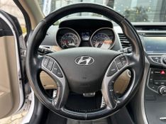 Hyundai Elantra GLS 2.0 16V Flex Aut. 2014/2015 CONCEPT MOTORS PASSO FUNDO / Carros no Vale