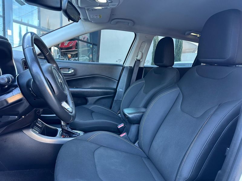 Jeep Compass SPORT 2.0 4×2 Flex 16V Aut. 2019/2020 CONCEPT MOTORS PASSO FUNDO / Carros no Vale