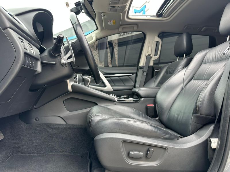 Mitsubishi Pajero Sport HPE 2.4 4×4 Diesel Aut. 2019/2020 CONCEPT MOTORS PASSO FUNDO / Carros no Vale