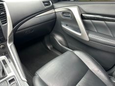 Mitsubishi Pajero Sport HPE 2.4 4×4 Diesel Aut. 2019/2020 CONCEPT MOTORS PASSO FUNDO / Carros no Vale