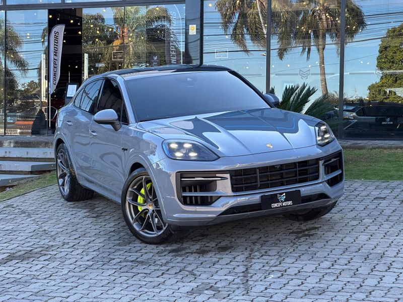 Porsche Cayenne S Coupe 3.0 V6 353cv (HÃ­brido) 2024/2024 CONCEPT MOTORS PASSO FUNDO / Carros no Vale