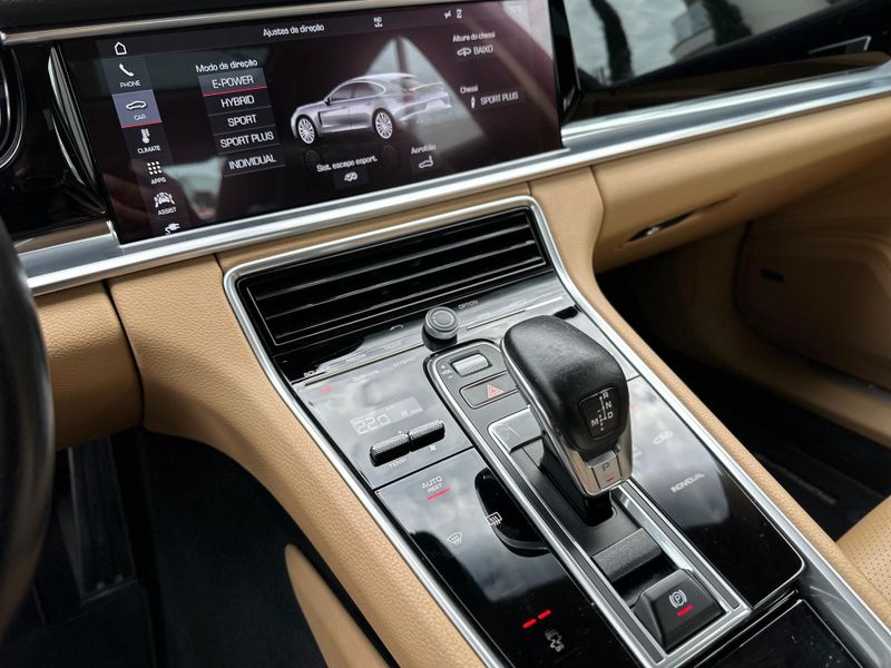 Porsche Panamera 4 2.9 (HÃ­brido) 2019/2020 CONCEPT MOTORS PASSO FUNDO / Carros no Vale