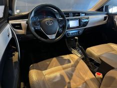 Toyota Corolla ALTIS/A.Premiu 2.0 Flex 16V Aut 2014/2015 CONCEPT MOTORS PASSO FUNDO / Carros no Vale