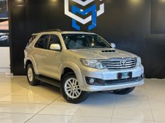 Toyota Hilux SW4 SRV D4-D 4×4 3.0 TDI Dies Aut 2012/2013 CONCEPT MOTORS PASSO FUNDO / Carros no Vale