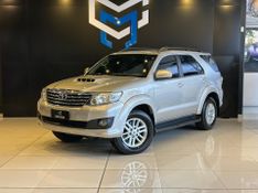 Toyota Hilux SW4 SRV D4-D 4×4 3.0 TDI Dies Aut 2012/2013 CONCEPT MOTORS PASSO FUNDO / Carros no Vale