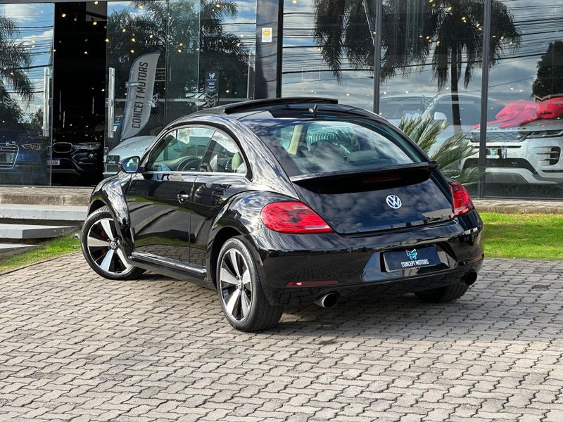 Volkswagen Fusca 2.0 TSI 16V Aut. 2012/2013 CONCEPT MOTORS PASSO FUNDO / Carros no Vale