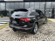 Volkswagen Tiguan Allspac R-Line 350 TSI 2.0 4×4 2019/2020 CONCEPT MOTORS PASSO FUNDO / Carros no Vale