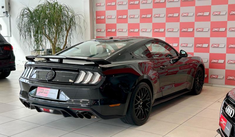 Ford Mustang GT Premium 5.0 V8 2018/2019 PC VEÍCULOS SANTA CRUZ DO SUL / Carros no Vale