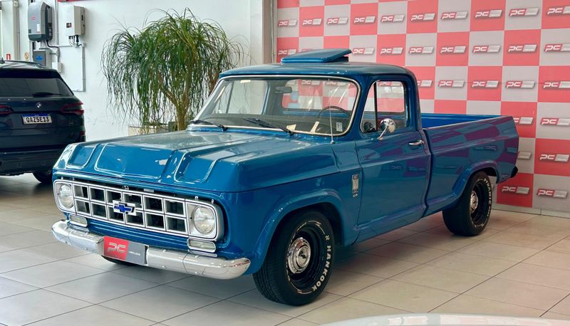 CHEVROLET C-10 CD 2.5/ 4.1 1982/1982 PC VEÍCULOS SANTA CRUZ DO SUL / Carros no Vale