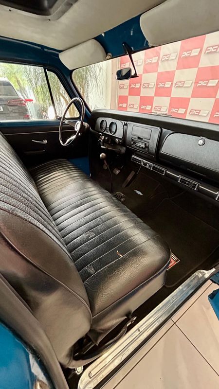 CHEVROLET C-10 CD 2.5/ 4.1 1982/1982 PC VEÍCULOS SANTA CRUZ DO SUL / Carros no Vale