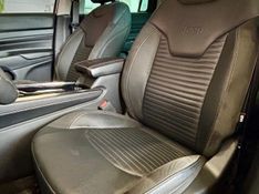 Jeep Commander Limited T270 1.3 TB 2022/2023 PC VEÍCULOS SANTA CRUZ DO SUL / Carros no Vale