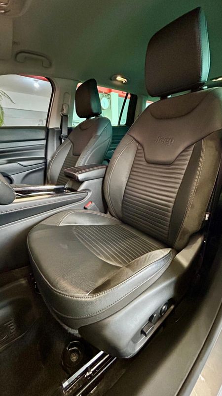 Jeep Commander Limited T270 1.3 TB 2022/2023 PC VEÍCULOS SANTA CRUZ DO SUL / Carros no Vale
