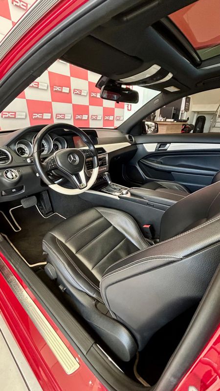 Mercedes-Benz C-180 CGI Coupe Sport 1.6 TB 16V 2012/2013 PC VEÍCULOS SANTA CRUZ DO SUL / Carros no Vale