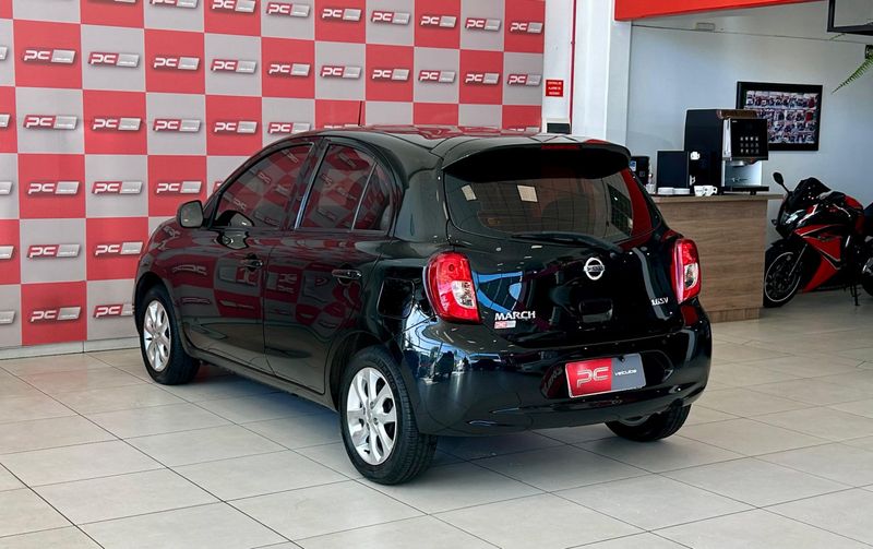 Nissan MARCH SV 1.6 16V FlexStart Mec. 2018/2018 PC VEÍCULOS SANTA CRUZ DO SUL / Carros no Vale