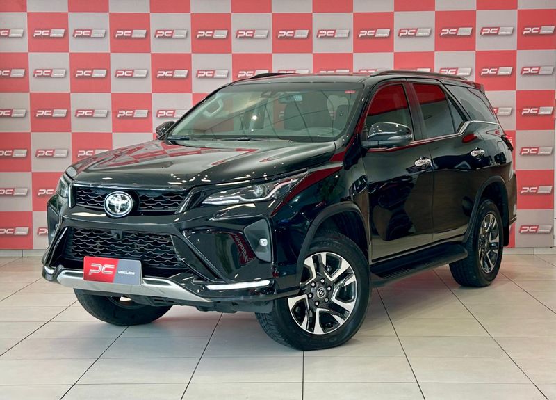 Toyota Hilux SW4 SRX 4×4 2.8 TDI 16V Dies 2024/2024 PC VEÍCULOS SANTA CRUZ DO SUL / Carros no Vale
