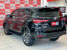 Toyota Hilux SW4 SRX 4×4 2.8 TDI 16V Dies 2024/2024 PC VEÍCULOS SANTA CRUZ DO SUL / Carros no Vale