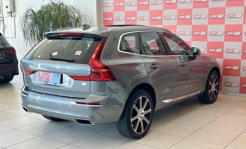 Volvo XC 60 T-8 HÍBRIDO INSCRIPTION 2.0 2021/2021 PC VEÍCULOS SANTA CRUZ DO SUL / Carros no Vale