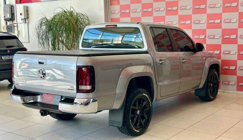 VOLKSWAGEN AMAROK Highline CD 3.0 4×4 TB Dies 2022/2023 PC VEÍCULOS SANTA CRUZ DO SUL / Carros no Vale