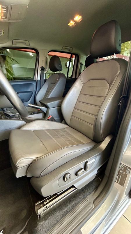 VOLKSWAGEN AMAROK Highline CD 3.0 4×4 TB Dies 2022/2023 PC VEÍCULOS SANTA CRUZ DO SUL / Carros no Vale