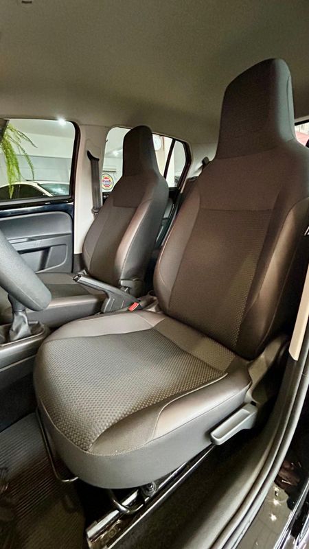 VOLKSWAGEN Up! Xtreme 1.0 TSI Total 12V 2019/2020 PC VEÍCULOS SANTA CRUZ DO SUL / Carros no Vale