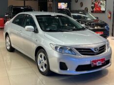 TOYOTA COROLLA 1.8 GLI 16V 2012/2013 JM AUTOMÓVEIS VENÂNCIO AIRES / Carros no Vale