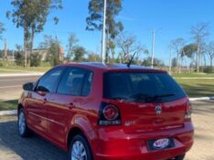 VOLKSWAGEN POLO 1.6 MSI TOTAL FLEX MANUAL 2014/2014 NEURI VEÍCULOS LAJEADO / Carros no Vale