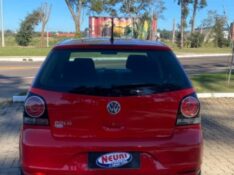 VOLKSWAGEN POLO 1.6 MSI TOTAL FLEX MANUAL 2014/2014 NEURI VEÍCULOS LAJEADO / Carros no Vale