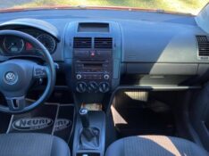 VOLKSWAGEN POLO 1.6 MSI TOTAL FLEX MANUAL 2014/2014 NEURI VEÍCULOS LAJEADO / Carros no Vale