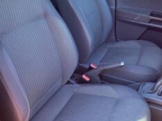 VOLKSWAGEN POLO 1.6 MSI TOTAL FLEX MANUAL 2014/2014 NEURI VEÍCULOS LAJEADO / Carros no Vale