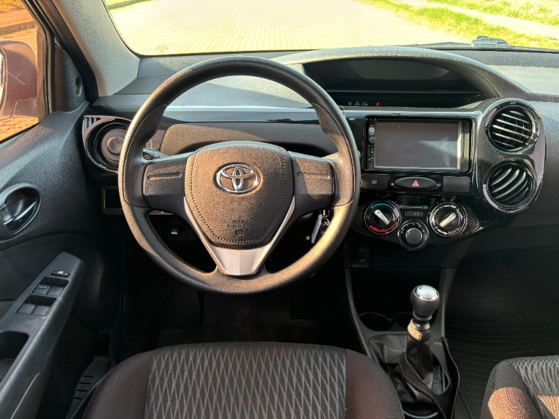 TOYOTA ETIOS 1.5 X SEDAN 16V - 2018