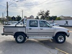 TOYOTA HILUX SR5 2.8 CABINE DUPLA 4X4 2001/2001 LS MULTIMARCAS VENÂNCIO AIRES / Carros no Vale